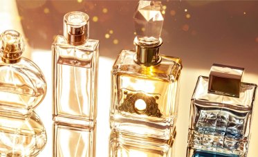 正社員*オープニングスタッフ募集!DRIES VAN NOTEN BEAUTY(ドリスヴァンノッテンビューティ)@京都エリア*フレグランス販売員