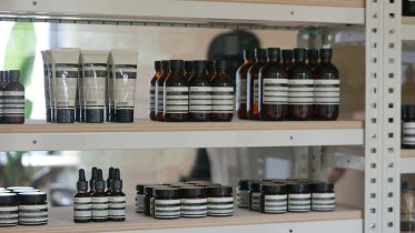 【社員登用あり】Aesop(イソップ)@新宿/ニュウマン*スキンケア販売