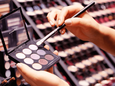 【免税店】MAC(マック)＠羽田空港＊美容部員